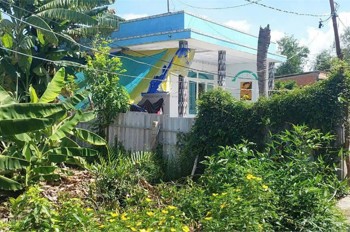 Đất Thổ Đẹp - Giá Tốt - Chính Chủ Cần Bán Lô Đất Ấp 3 Xã Thạnh Đức, Huyện Bến Lức - Long An