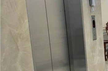 Cho Thuê Nhà, Thang Máy, 158M2- 4,5T, Trần Quốc Hoàn, Phạm Tuấn Tài