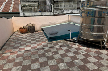 Cho Thuê Nhà Tầng Trên Trung Tâm Quận 5 – Ngay Chợ Xã Tây, Tiện Ở Lâu Dài