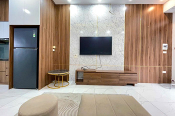 Bán Nhà Hoa Lâm 35M 5 Tầng Lô Góc Ô Tô Tránh Hơn 9 Tỷ