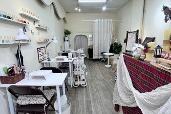 Sang Tiệm Nail 60Tr Huỳnh Văn Bánh – Mặt Tiền Trung Tâm Quận Phú Nhuận