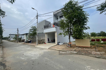 Bán Gấp Lô Góc Siêu Phẩm Tại Tái Định Cư Vai Réo Sát Ngã Tư Hoà Lạc