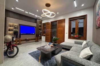 Bán Nhà Phố Đầm Trấu 4 Tầng Ô Tô Cửa Chỉ 30 Tỷ