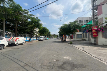 Bán Nhà Hẻm Xe Tải Sát Q1ngang 3.95 X15.5 M