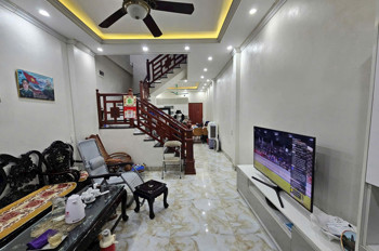 Bán Nhà 3 Tầng Giãn Dân Khả Lễ Giá Ngang Lô Đất Cạnh Vườn Hoa