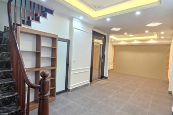 Bán Nhà Xây Mới Phố Dương Quảng Hàm Hai Mặt Ngõ Đường Ô Tô 50M2 6T Thang Máy Giá 22 Tỷ