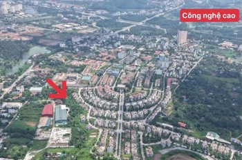 Lô Đất Duy Nhất Mặt Hồ Tại Trung Tâm Hòa Lạc Giá 2X Tr/m2