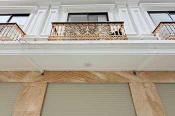 Bán Nhà Ngõ 52 Ngọc Lâm 55M X 6T Gara Thang Máy Mới Tinh, Tặng Lại Nội Thất