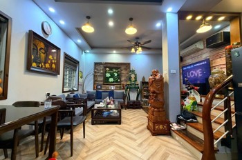 Cần Bán Gấp - Nhà Đẹp - Trung Tâm Đống Đa - Gần Phố