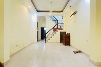 Cho Thuê Kim Ngưu, Nhà Đẹp Sát Ô Tô, 63M 4T, 4 Ngủ 14Tr 0903258273