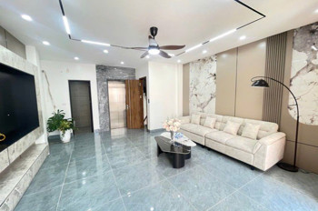 Tác Phẩm Nhà Phố Cao Cấp – Trung Tâm Thạch Bàn