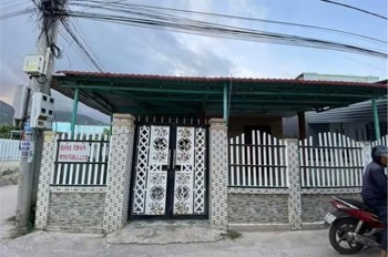 Hot Hot Hot – Cần Bán Gấp Căn Nhà Đẹp Tại Phước Minh – Huyện Thuận Nam – Tỉnh Ninh Thuận