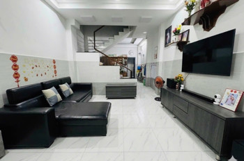 5’’ Tới Sân Bay Tsn Ngay Vincom Quang Trung 51M2 (4.2 X 12) Vuông A4 3 Tầng Đúc - 2Pn, 3Wc 