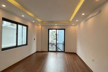 Bán Gấp Giá Rẻ Ô Tô Kinh Doanh Ngõ Quỳnh 32M, 4 Tầng, Mặt Tiền 4M, 8.5 Tỷ Hai Bà Trưng