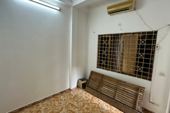 Cho Thuê Nguyên Căn Bạch Mai, 33M 4T, 4 Ngủ, Đủ Đồ, Ở Luôn 11Tr 0903258273