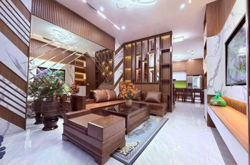Bán Nhà Hồ Tùng Mậu Cầu Giấy 40M2 – 5 Tầng – 6 Phòng Ngủ – Giá 10.89 Tỷ Nhà Dân Xây, Ở Ngay