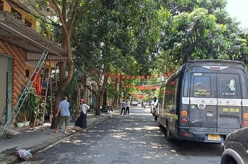 Bán Nhà Long Biên 35M2- 6 Tầng Thang Máy- Gara Oto- Hơn 10 Tỷ