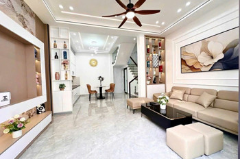 Thái Thịnh – 39M² – 5 Tầng – Mặt Tiền 6M – 8.6 Tỷ ( Nhà Thật)