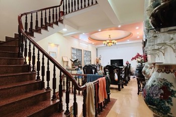 Khu Vip - Thoáng Trước Sau - Ô Chờ Thang Máy - Kinh Doanh Online - Ở Sướng