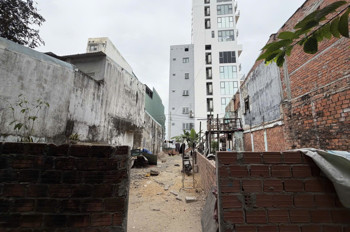 ► Đất Đường Ô Tô 6M Đi Bộ 1 Phút Ra Cầu Tình Yêu, Trần Hưng Đạo, 65M2, 2 Mặt Tiền, 6.X Tỷ