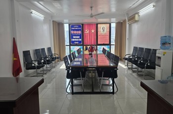 Tòa Văn Phòng Phân Lô Hoàng Cầu - 85M2 - 6 Tầng Thang Máy - Vỉa Hè Ô Tô Tránh - Trước Mặt Vườn