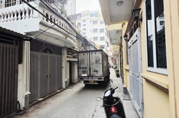 Cầu Giấy - Phân Lô Lô Góc 3 Mặt Thoáng - Ngõ Đẹp Nhất Quận - Ô Tô Vào Nhà - Kinh Doanh Văn Phòng