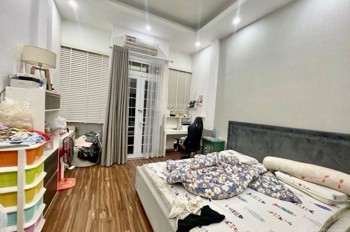 Bán Nhà Phố Phó Đức Chính Oto Cách Vài Mét Sổ 40M2 Tầng 2 Đua Là 50M2 Lô Góc Nhỉnh 9 Tỷ