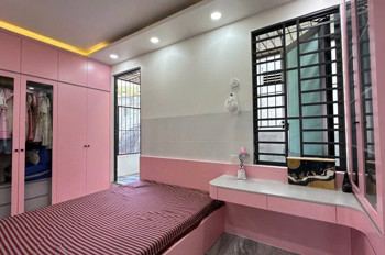 Nhà 3 Tầng Mới Đẹp Gần Biển Đường Oto Gần Biển Nha Trqang