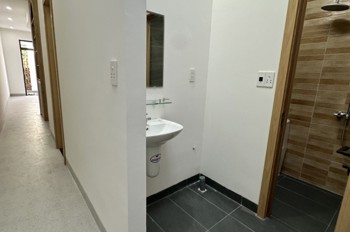 Nhà Cấp 4 Kiệt Ô Tô Cách Mạng Tháng 8, 51M², Giá 3.35 Tỷ, Mới 100%