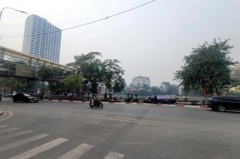 Mặt Phố Kim Mã - Lô Góc 2 Mặt Đường - Kinh Doanh Đỉnh Cao - Giá Rẻ Nhất Khu Vực