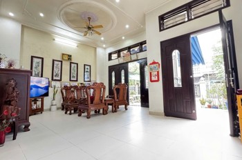 H2243 - Biệt Thự Góc 2 Mặt Tiền