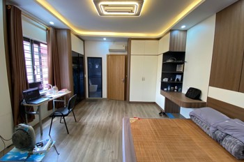 Siêu Phẩm Gần Hoàng Quốc Việt 52M 6 Tầng Thang Máy Ngõ To Gần Phố, 16 Tỷ Có Tl