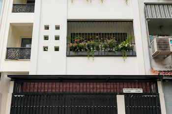 Bán Nhà Đẹp Chỉ 1 Thùng Sơn 5X14- 11 Tỷ 5-Quận 7