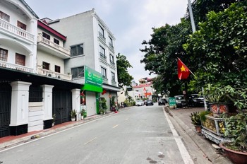 Bán Đất Mp Bồ Đề- View Sân Bay- Cầu Trần Hưng Đạo- 80M2-2X Tỷ