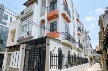 [L2246] Siêu Phẩm Lô Góc - View Đỉnh Chóp