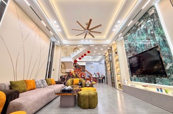 Mặt Tiền Chuẩn 5M - Hẻm Xe Hơi Thông - 4 Tầng Lầu - 82M2 - Nguyễn Văn Khối - Trung Tâm Gò Vấp 
