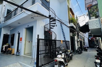 ► Góc Kiệt 3M Hùng Vương, 55M2, 2 Tầng, 5 Phòng Khép Kín, Thu 15Tr/th