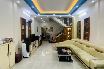 H2249 Mặt Tiền 5M - Giá Ngỡ Ngàng!