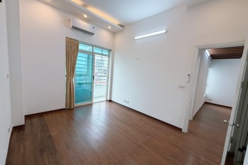 Hot Tòa D11 Trần Thái Tông 83M 2Pn Vị Trí Đắc Địa, Nhỉnh 8 Tỷ Vip Cầu Giấy