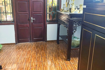 Bán Nhanh - Nhà Đẹp Lạc Long Quân - 35M2 × 5 Tầng - Ngõ Rộng - Sổ Đỏ Chính Chủ - Vào Ở Ngay