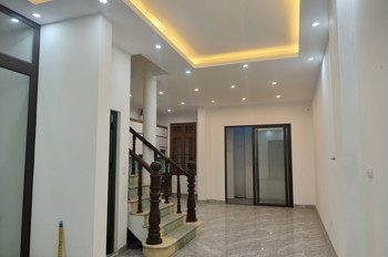 76M² Ở Tây Hồ, Giá 12.8 Tỷ — Nhiều Người Nghe Xong Phải Hỏi Lại