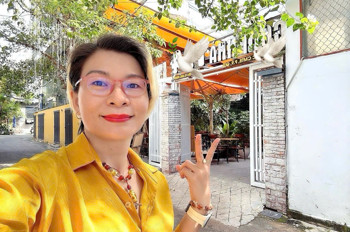 Hiếm Ngang Lớn 15M*20m- Bán Nhà 2 Tầng Đang Kinh Doanh Nhà Hàng Mặt Tiền Hxh Đ.cách Mạng Tháng 8,