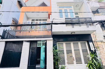 Bán Nhà 3 Mặt Tiền Hxh Đ.lê Thị Riêng, Bến Thành, Quận 1- 4,2M*24m Sh Vuông Đẹp- 3 Tầng Phong Cách