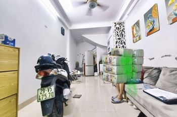 Nhà Đẹp Ở Ngay • Khương Trung • 24M2 4 Tầng • 3.X Tỷ ( Nhỏ)