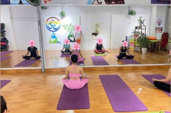 Cho Thuê Hoặc Sang Nhượng Phòng Tập Yoga Có Phòng Ở Lại Cho Gia Đình Tại Đà Nẵng