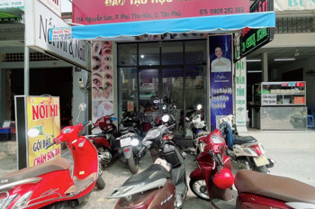 Tân Phú ! Chốt Nhanh – Sang Rẻ Salon Nail – Mi, Mt Đường Lớn Nguyễn Sơn , Vị Trí Mt Bao Đẹp, Tel :