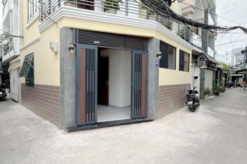 Nhà Góc 2 Mặt Tiền – Vị Trí Cực Đẹp Ngay Trung Tâm Quận 7