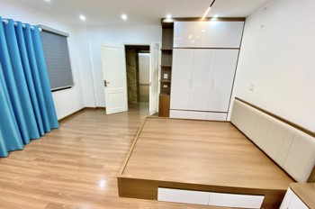 Gần Ô Tô, Thang Máy Trung Kính 43M 5T Nội Thất Leng Keng, Nhỉnh 15 Tỷ