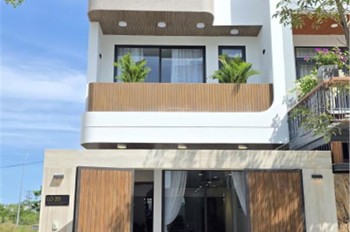 Nhà Mỹ Gia Gói 5 - 100M2 - Hoàn Công - Giá 9,4 Tỷ