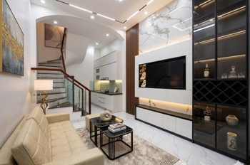 Hiếm! Ba Đình Giáp Tây Hồ - Nhỉnh 6 T.ỷ Ở Ngay - Bãi Ô Tô Sát Nhà!